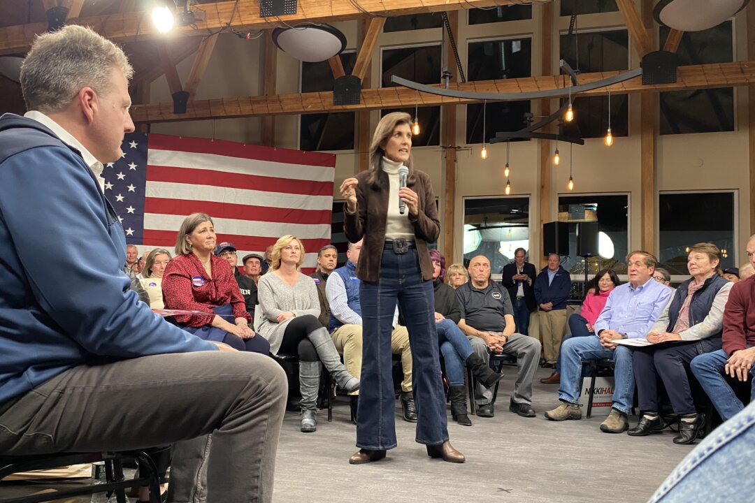 id5545917 HaleygetsSununuendorsement 1080x720 OWh7E1