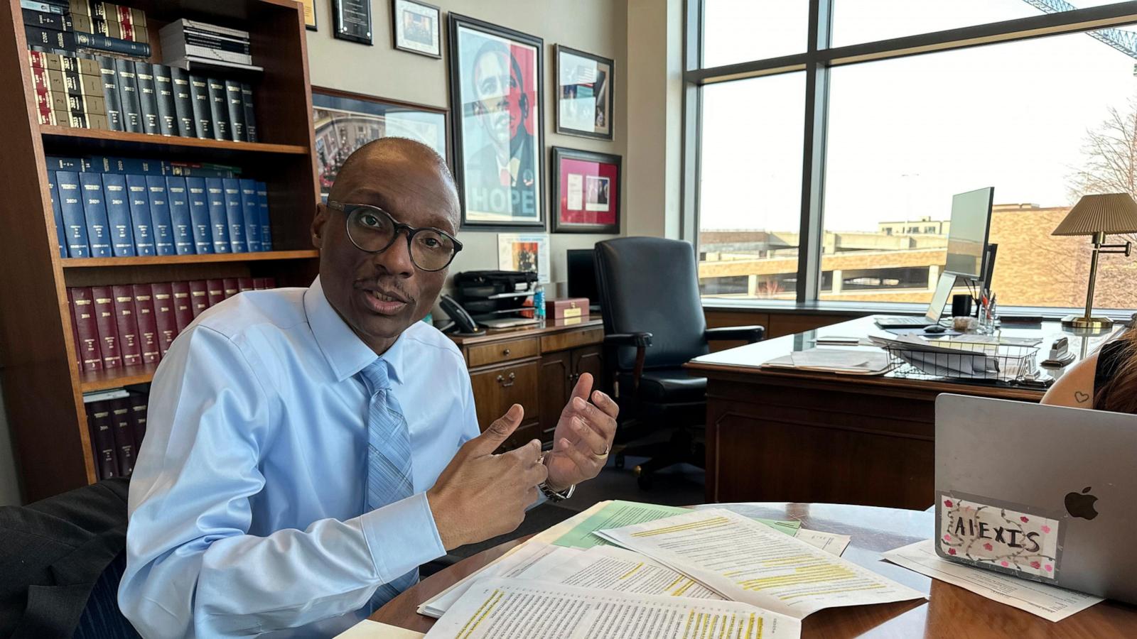 wirestory 85e5947ad357c33be80d27706fea53b3 16x9 1600 FE1Y5z