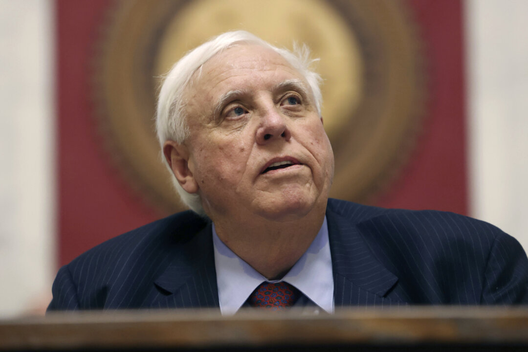 id5650130 Jim Justice AP24131039282786 1080x720 8S2sIT