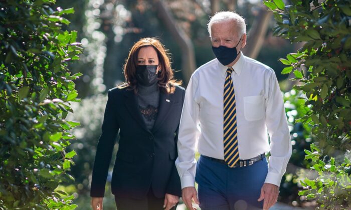 Joe Biden and Kamala Harris 141695641 700x420 5gaqgl